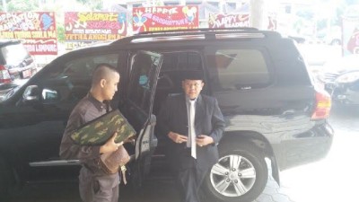 Pj Walikota Bandar Lampung Sulpakar Hadiri acara wisuda Unila |Nizar/jejamo.com