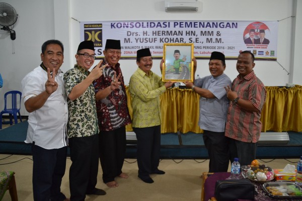Yusuf Kohar Makan Malam dengan Warga Bandar Lampung