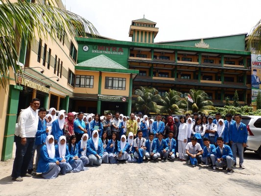 SMAN Terusan Nunyai Lampung Tengah, mengunjungi Kampus Perguruan Tinggi Mitra Lampung. | Istimewa 
