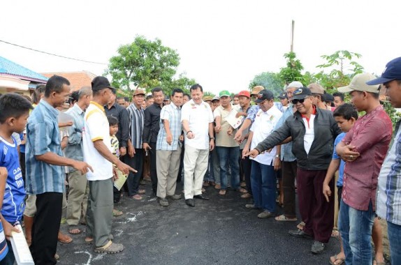 Aries Sandi Kampanye Dialogis di Kecamatan Way Khilau Pesawaran