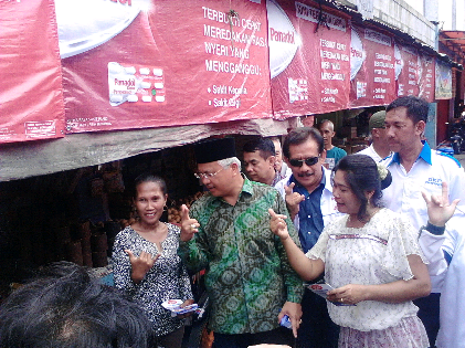 Tobroni Kampanye di Pasar Tradisional di Bandar Lampung