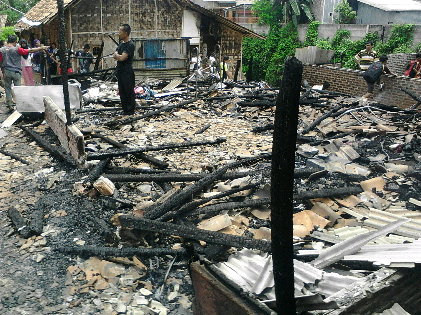 Breaking News: Arus Pendek Diduga Menjadi Penyebab Kebakaran di Palapa Kelurahan Gunung Terang