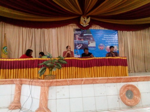 Dandhy Dwi Laksono Diskusi Film “Kasepuhan Cipta Gelar” di STAIN Metro Lampung