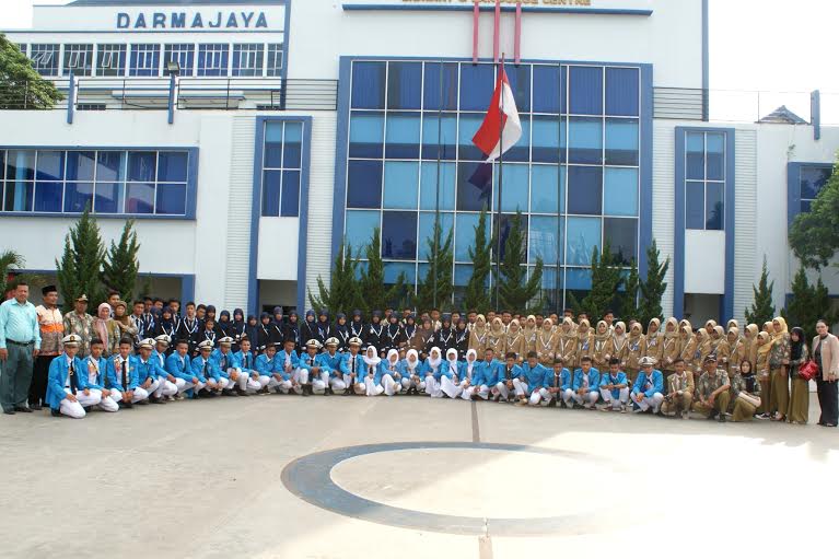 Darmajaya Rujukan Kurikulum IT dan Bisnis SMA/SMK Lampung
