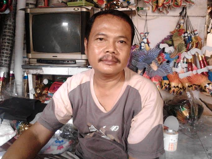 Parno, 10 Tahun “Meraup” Rupiah dari Menjual Terompet di Bandar Lampung
