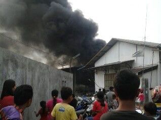 Breaking News: Pabrik CV Bumi Jaya di Natar Terbakar Lagi