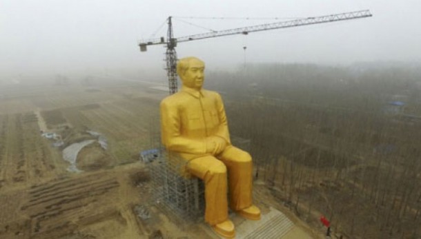 Cina Bangun Patung Raksasa Pemimpin Revolusi Mao Zedong