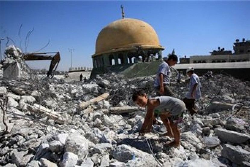Israel Bombardir Masjid Palestina yang Baru Dibangun