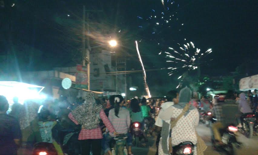 Malam Pergantian Tahun di Lampung Tengah, Meriah tapi Macet