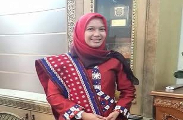 Kezia Roslin asal Sulawesi Utara Puteri Indonesia 2016