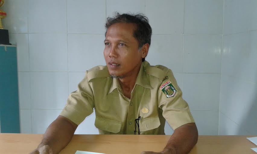 Ajat Sudrajat, Kabag TU Puskesmas Seputih Mataram. | Adrian Arlambang/Jejamo.com