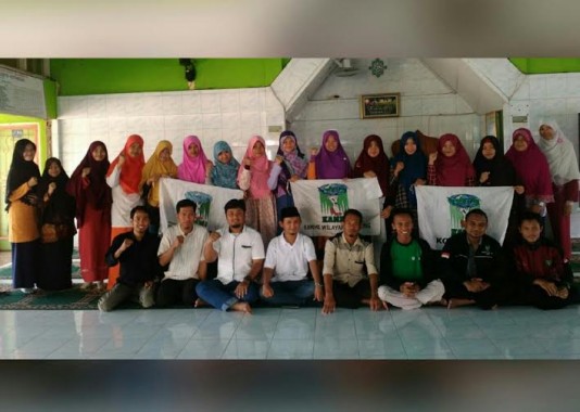 Kesatuan Aksi Mahasiswa Muslim Indonesia (KAMMI) Kotabumi menggelar pelatihan kepemimpinan di SMP Islam Terpadu Insan Robbani, 25-26 Maret 2016. | Ist 