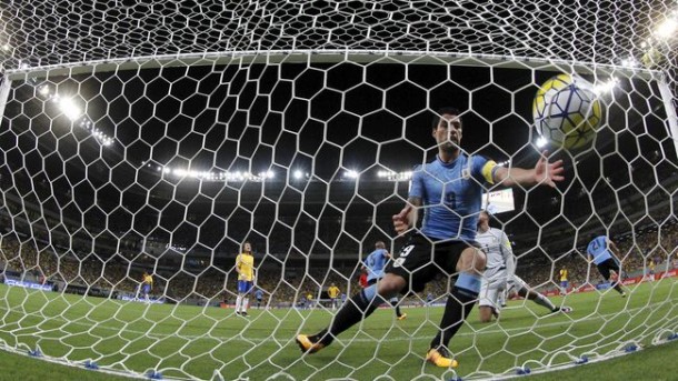 Debut Usai Skors, Suarez Bawa Uruguay Imbangi Brasil 2-2