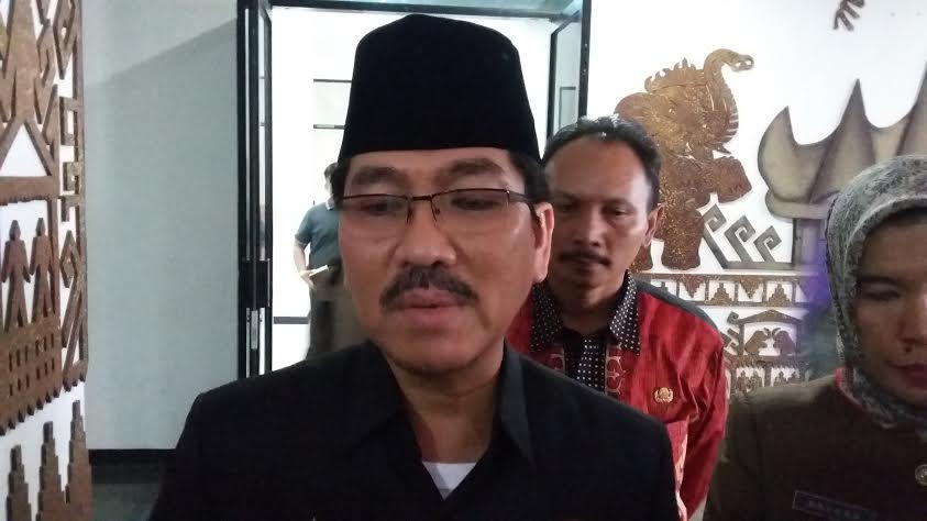 Asisten IV pemerintah provinsi Lampung bidang Administrasi Umum, Hamartoni Ahadis. | Arif/Jejamo.com