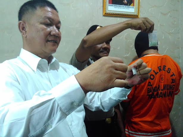 Nyambi Jadi Bandar Narkoba, Satpam Karaoke di Bandar Lampung Diciduk Polisi