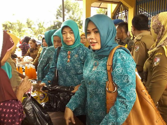 Jelang Lebaran Tukang Sepuh Emas di Pasar Tugu Bandar Lampung Kebanjiran Rezeki