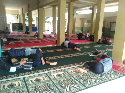 Masjid Ad Du'a Way Halim, Tempat Favorit Salat dan Tidur Siang Saat Puasa