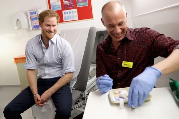 Pangeran Harry Jalani Tes HIV, Ada Apa?