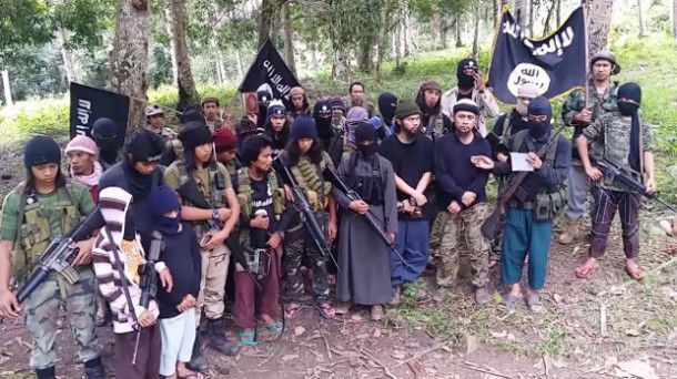 ISIS Sebar Foto 5 Anak yang Sedang Bersiap Mengeksekusi Tahanan