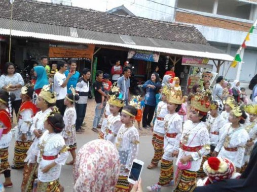 Pawai Budaya Meriahkan HUT Ke-71 RI di Kelurahan Mulya Asri Tulangabawang Barat