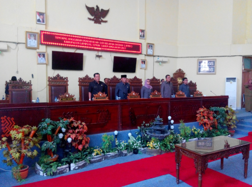 Gubernur Lampung Dipangil Hearing dengan Komisi III DPR RI