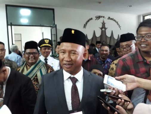 Parosil Mabsus-Mad Hasnurin Resmi Pimpin Lampung Barat