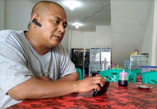 Takut Bersaing dan Tak Punya Smartphone, Bikin Tukang Ojek di Bandar Lampung Ini Enggan Beralih ke Online