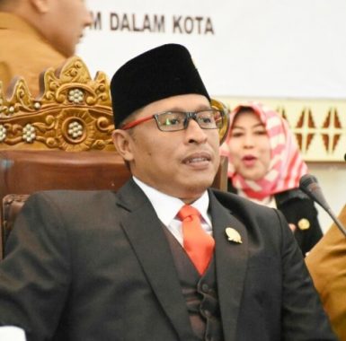 Pilgub Lampung 2018, Tiga Pasangan Calon Lengkapi Kekurangan Berkas Pendaftaran ke KPU