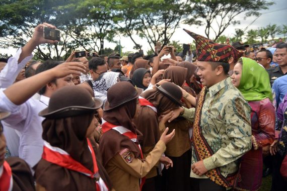 Tahun 2018 Anggaran untuk Way Panji Meningkat, Zainudin Hasan Ingin Semua Jalan Mulus di 2019