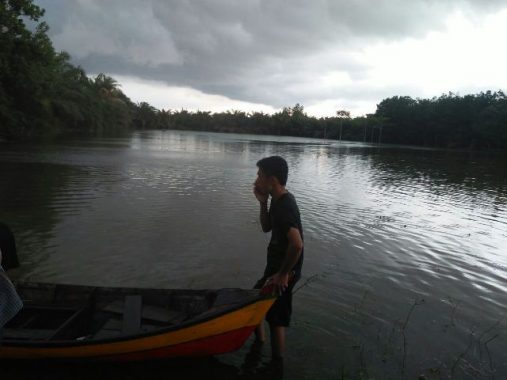 Kampung Cabang Bandarsurabaya Lampung Tengah Diguyur Hujan, Debit Air Meningkat