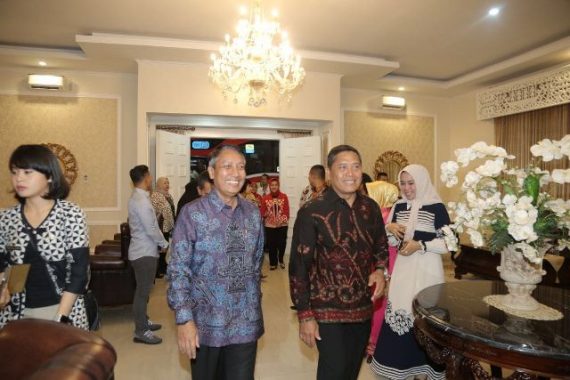 Pjs. Gubernur Lampung Sambut Rombongan OASE Kabinet Kerja di Mahan Agung