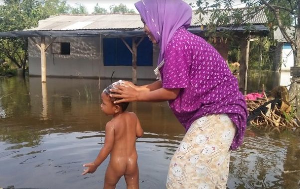 Debit Air di Kampung Subang Bandarsurabaya Semakin Naik, Lampung Tengah Waspada Banjir