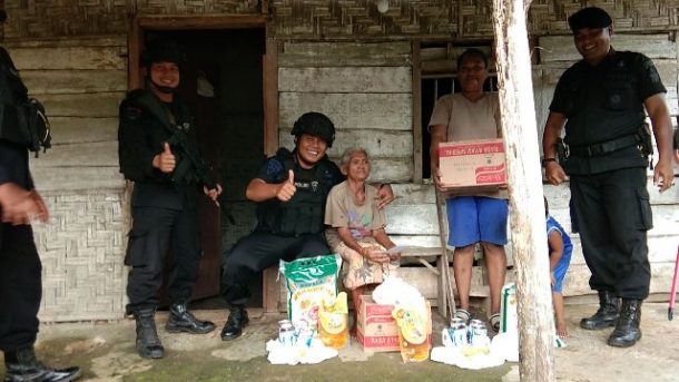 PILKADA TANGGAMUS: Di Pekon Rantautijang-Pugung, Dewi Handajani Janji Programkan Bedah Rumah