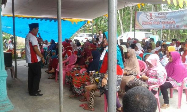 PILKADA TANGGAMUS: Dewi Handajani-AM Syafii Kampanye di Pekon Sukajadi-Pugung, Ini Janjinya kepada Warga