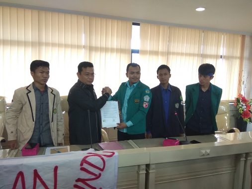 Kapolda Lampung Beri Penghargaan Kepada Iptu M Anis