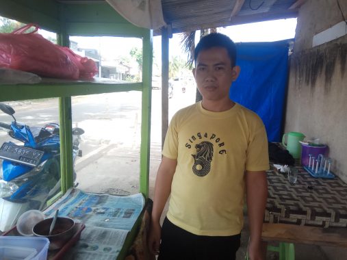 PILGUB LAMPUNG: Penjual Nasi Uduk Ini Pilih Ridho, Berikut Alasannya