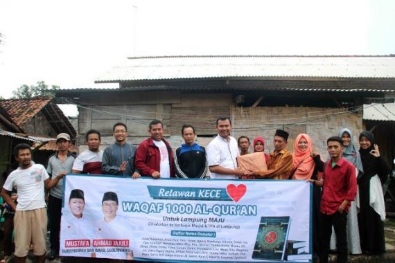 Relawan Kece Salurkan Alquran ke TPA Nurul Mustafa