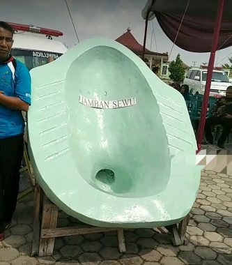 Wow! Ada Kloset Jongkok Terbesar di Dunia di Pringsewu Lampung