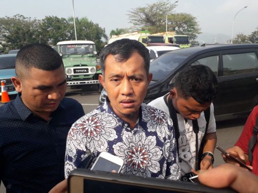 Kena OTT KPK, Bupati Lampung Selatan Zainudin Hasan dan Ketua Fraksi PAN DPRD Lampung Agus BN Masih di Polda Lampung