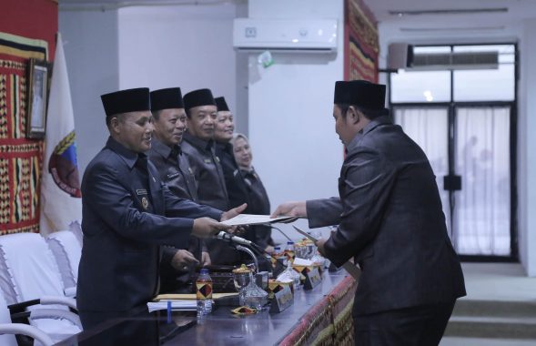 Pertanggungjawaban APBD Lampung Selatan 2017, 8 Fraksi Menerima dan Siap Bahas