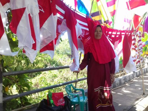 Daftar Harga Bendera Merah-Putih dan Pernak-Pernik 17-an di Bandar Lampung
