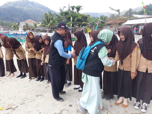 Relawan ACT-MRI Lampung Turun Langsung Bantu Korban Gempa Lombok