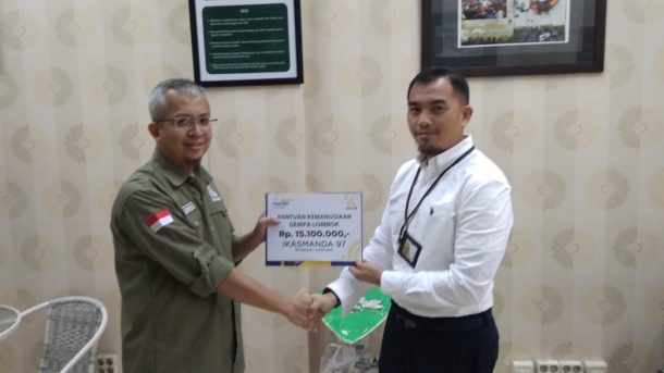 IKA Smanda 97 Salurkan Bantuan Korban Gempa Lombok lewat BSMU
