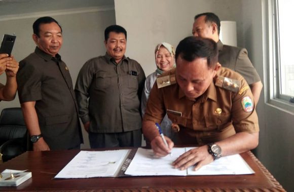 Pemkab-DPRD Lampung Selatan Sepakati KUA-PPAS APBD Perubahan 2018