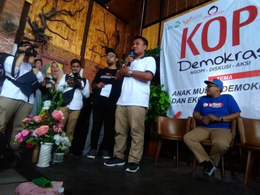 Kukuhkan Sidik Efendi Ketua Kopi Demokrasi Lampung, Ini Kata Sandiaga Uno