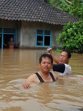 Pascabanjir, Pemkab Tanggamus Normalisasi Sungai Pekon Lakaran Wonosobo