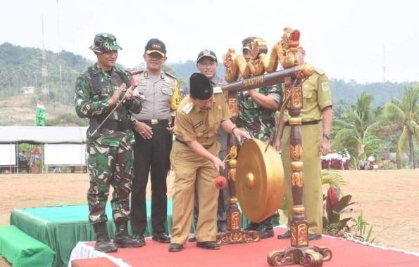 Ketua DPRD Bandar Lampung Wiyadi Inspektur Upacara Pembukaan TMMD