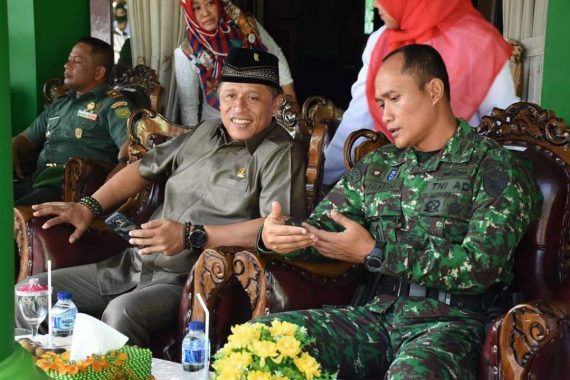 Bupati Lampung Tengah Loekman Pimpin Upacara Hari Koperasi