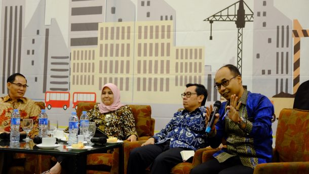 Buka Silaknas ICMI di Mahligai Agung UBL, Presiden Jokowi Disambut Tarian Lampung