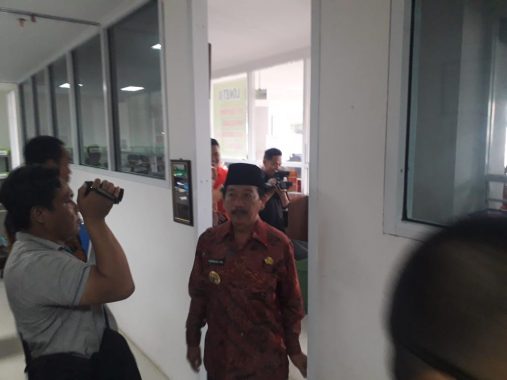 Pemkab Lampung Barat Gelar Jumat Bersih, Sekda Akmal Abd Nasir: Ini Tanggung Jawab Bersama